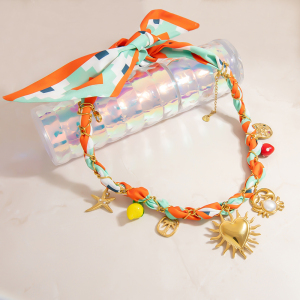 1 Paire De Colliers Pendentifs Femme Simple Series Casual Heart En Acier Inoxydable Étanche Couleur Or h5 Image5