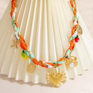 1 Paire De Colliers Pendentifs Femme Simple Series Casual Heart En Acier Inoxydable Étanche Couleur Or h5 Image4