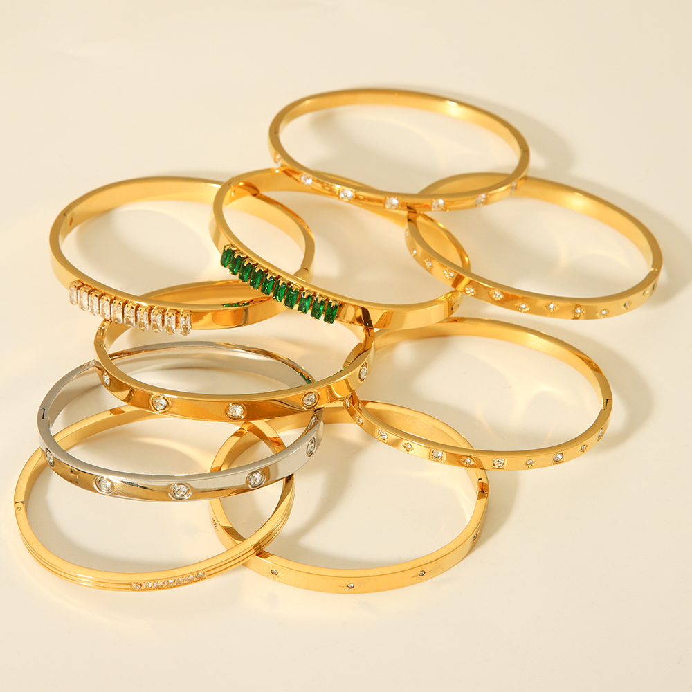 1 Paire De Bracelets Pour Femmes, Collection Simple Series, Géométriques, Quotidiens, En Acier Inoxydable, Étanches, Couleur Or, Ornés De Zircon. Image6