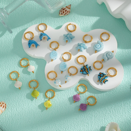 1 Paire De Boucles D'Oreilles Pendantes En Acier Inoxydable En Forme De Poisson Mignon