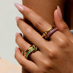 Bague Pour Femme, Collection De Luxe, Classique, Annulaire, En Acier Inoxydable, Étanche, Couleur Or, Sertie De Pierres Précieuses (1 Pièce). h5 Image4