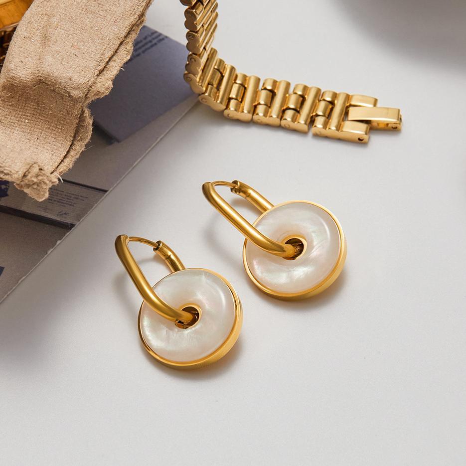 1 Paire De Boucles D'Oreilles Créoles Annulaires Élégantes En Acier Inoxydable Étanche Couleur Or Pour Femme h5Image2