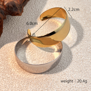 Bracelet Manchette Simple En Acier Inoxydable Étanche Couleur Or (1 Pièce) h5 Image4