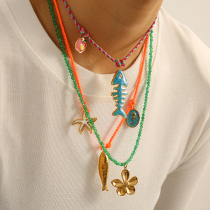 Colliers Pendentifs Pour Femmes En Acier Inoxydable Doré, Motif Poisson À Contraste De Couleurs h5 Image4
