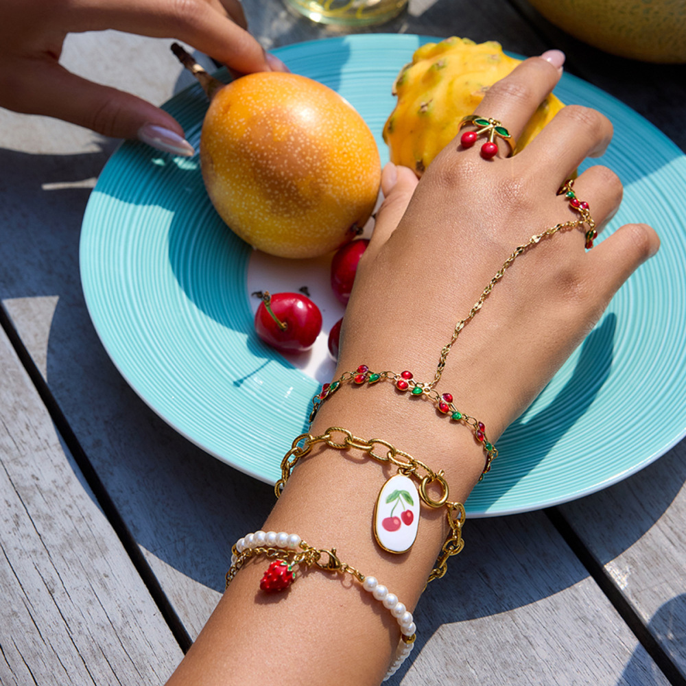 Bracelet À Breloques Pour Femme, 1 Pièce, Motif Fruits Mignons Et Éclatants, En Acier Inoxydable Étanche, Couleur Or Image2