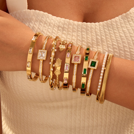 Bracelets manchettes pour femmes, collection Luxurious Series Daily Geometric, en acier inoxydable étanche, couleur or