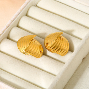 Boucles D'Oreilles Puces Rétro Géométriques En Acier Inoxydable Étanche Couleur Or Pour Femmes h5 Image4