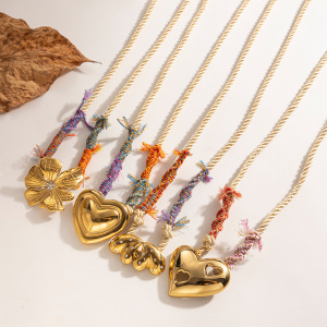 Collier Tressé Rétro En Acier Inoxydable Doré, Imperméable, En Forme De Cœur (1 Pièce) h5 Image4