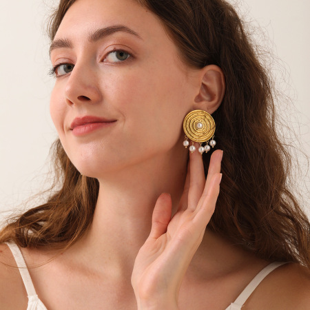 Boucles d'oreilles pendantes pour femmes, style rétro, à pompons, en acier inoxydable étanche, collection Luxious.