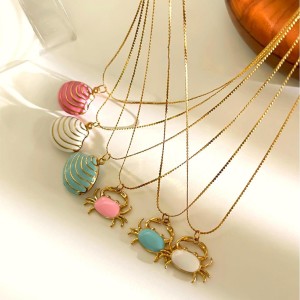 Collier Pendentif En Acier Inoxydable Doré, Émaillé, En Forme De Crabe (1 Pièce) h5 Image4