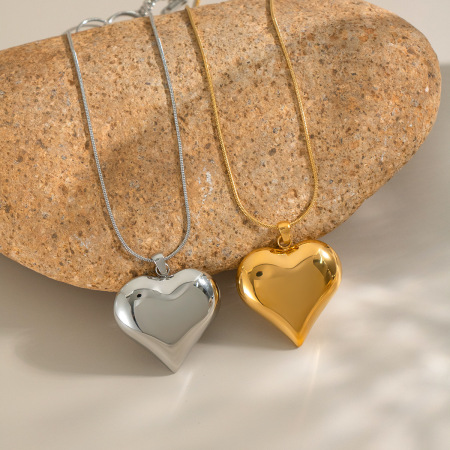 Collier pendentif simple en forme de cœur, en acier inoxydable étanche, couleur or