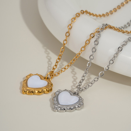 Collier pendentif cœur en acier inoxydable étanche couleur or (1 pièce)