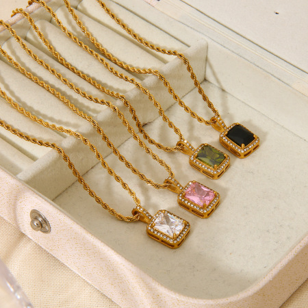Colliers de luxe classiques géométriques en acier inoxydable étanche couleur or avec zircon 2