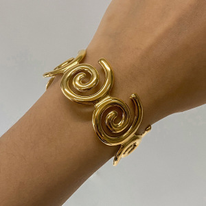 Bracelet Classique Spiralé En Acier Inoxydable Étanche Couleur Or Pour Femme (1 Pièce) h5 Image4
