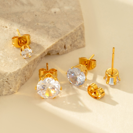 Boucle d'oreille piercing simple en acier inoxydable étanche couleur or avec zircon (1 pièce) 2
