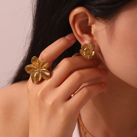 Boucles d'oreilles puces pour femmes, en acier inoxydable doré, imperméables, motif floral vintage
