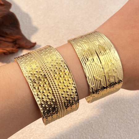 Bracelet manchette étanche en acier inoxydable couleur or (1 pièce)