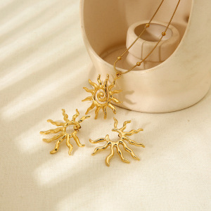 Colliers Pendentifs Pour Femmes En Acier Inoxydable Étanche, Style Rétro Soleil/Lune, Collection Classique h5 Image2