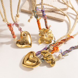 Collier Tressé Rétro En Acier Inoxydable Doré, Imperméable, En Forme De Cœur (1 Pièce) h5 Image3
