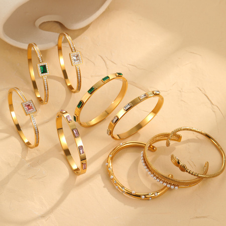 Bracelets manchettes pour femmes, collection Luxurious Series Daily Geometric, en acier inoxydable étanche, couleur or 2