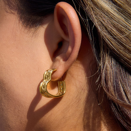 1 paire de boucles d'oreilles créoles romantiques en forme de cœur, en acier inoxydable étanche, couleur or, pour femme