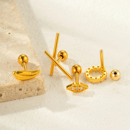 1 boucle d'oreille piercing en cuivre et zircon 2
