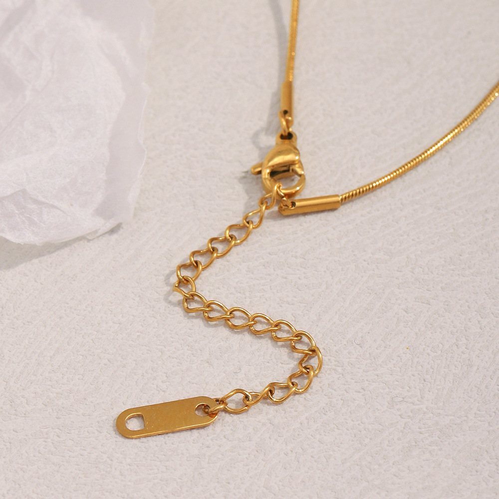 Collier Pour Femme Avec Pendentif Ours Mignon De Couleur Unie Image3