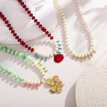 Collier pendentif pour femme, série luxueuse, perles de fleurs rétro, couleur or 2
