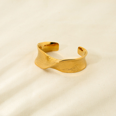 Bracelet jonc pour femme Simple Series Daily Geometric en acier inoxydable étanche couleur or 2