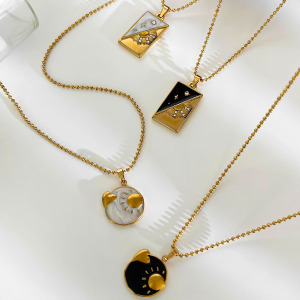 Collier Pendentif En Acier Inoxydable Émaillé Couleur Or, Étanche, Avec Motif De Tarot. h5 Image3