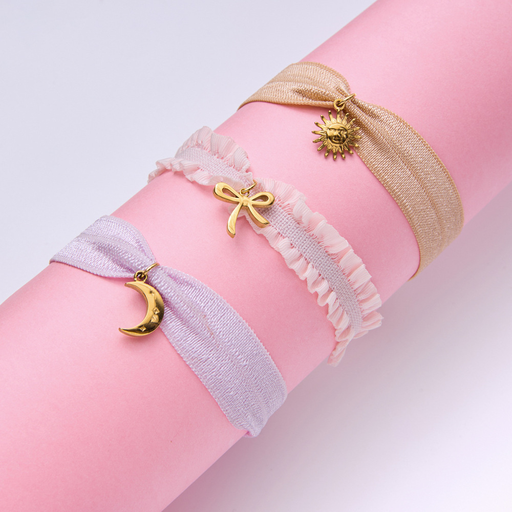 Bracelet À Breloques Pour Femme, En Acier Inoxydable, Couleur Or, Avec Nœud Papillon (1 Pièce). Image2