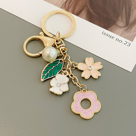 1 porte-clés en alliage Sakura