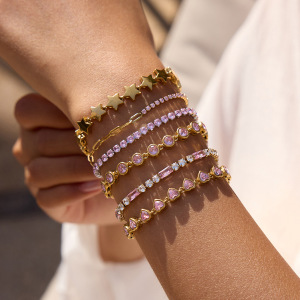 Bracelet À Maillons Pour Femme, En Acier Inoxydable Doré, Avec Motif Cœur (1 Pièce). h5 Image2