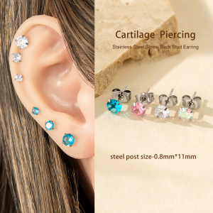 Boucle D'Oreille Piercing Simple En Acier Inoxydable Étanche Couleur Or Avec Zircon (1 Pièce) h5 Image4