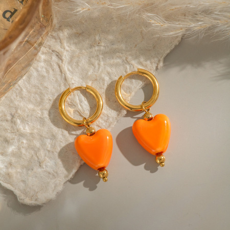 1 paire de boucles d'oreilles pendantes en forme de cœur 2