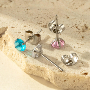 Boucle D'Oreille Piercing Simple En Acier Inoxydable Étanche Couleur Or Avec Zircon (1 Pièce) h5 Image3