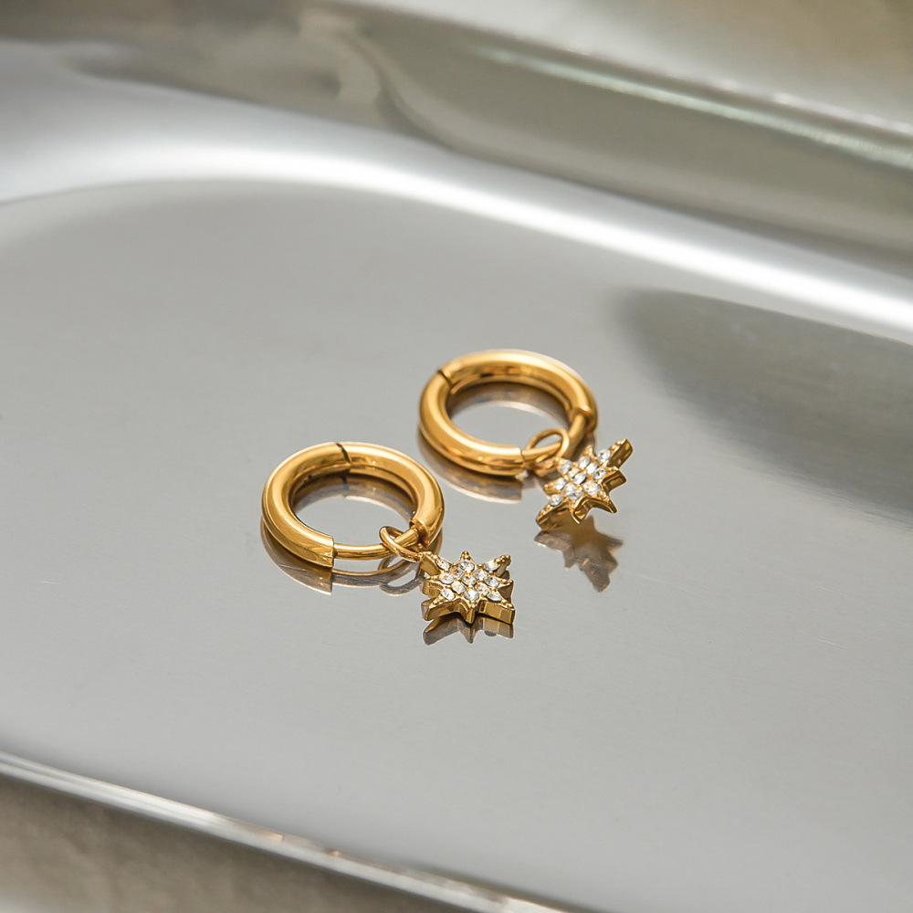 Boucles D'Oreilles Pendantes Pour Femme, En Acier Inoxydable Doré, Motif Ours, Imperméables, Collection Luxe (1 Paire). Image5