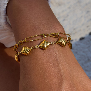 Bracelet À Breloques Pour Femme, Motif Croissant Simple, En Acier Inoxydable Étanche, Couleur Or (1 Pièce). h5 Image6