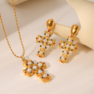 Colliers Pendentifs Pour Femmes Daily Cross En Acier Inoxydable Étanche Couleur Or Avec Zircon h5 Image7