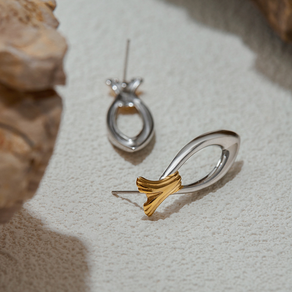 Boucles D'Oreilles Puces Pour Femme, Motif Poisson, En Acier Inoxydable Étanche, Couleur Or (1 Paire). Image7