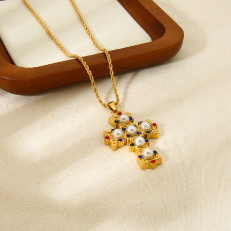 Colliers pendentifs unisexes en acier inoxydable étanches, collection ethnique « Croix ethnique » 2