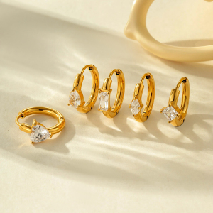 Boucles D'Oreilles Créoles Pour Femme, En Acier Inoxydable Doré, Avec Zircon Et Motif Cœur (1 Pièce). h5 Image4
