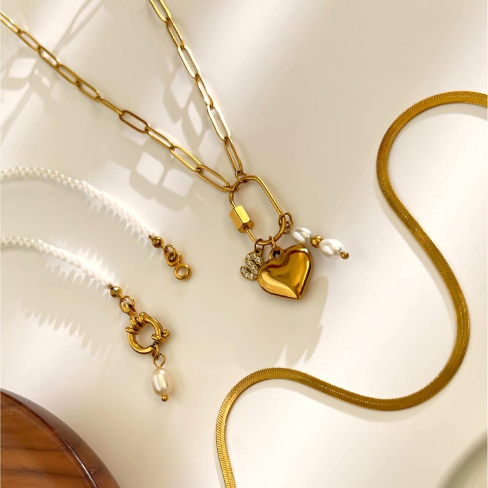Collier Pendentif Lettre En Acier Inoxydable Étanche Couleur Or Avec Strass Image5