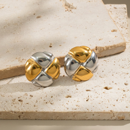 1 paire de boucles d'oreilles à clous en acier inoxydable étanches de couleurs assorties