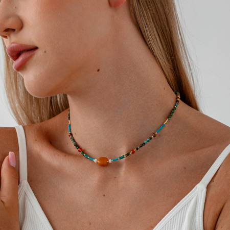 Collier de perles couleur or en pierres naturelles, 1 pièce
