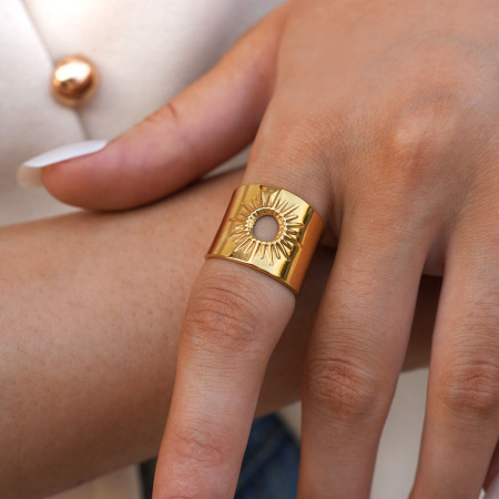 Bague minimaliste Simple Sun en acier inoxydable étanche couleur or (1 pièce) 2