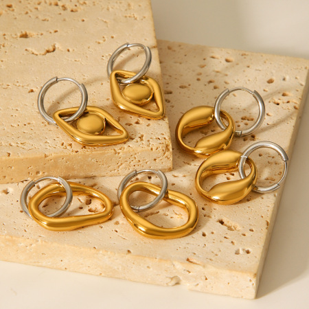 1 paire de boucles d'oreilles créoles simples et élégantes pour femme, en acier inoxydable doré, imperméables, de forme irrégulière. 2