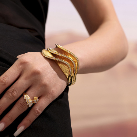 Bracelet classique torsadé en spirale, en acier inoxydable, étanche, couleur or, pour femme (1 pièce) 2