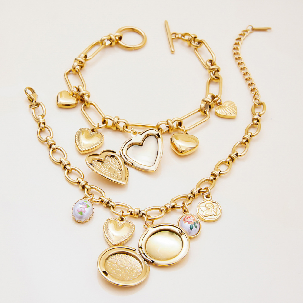 Bracelet À Breloques Pour Femme, En Acier Inoxydable, Couleur Or, Avec Un Cœur Délicat (1 Pièce). h5Image5