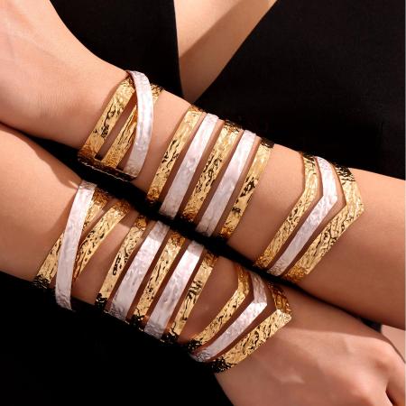 Bracelet élégant patchwork en acier inoxydable imperméable couleur or pour femme (1 pièce)